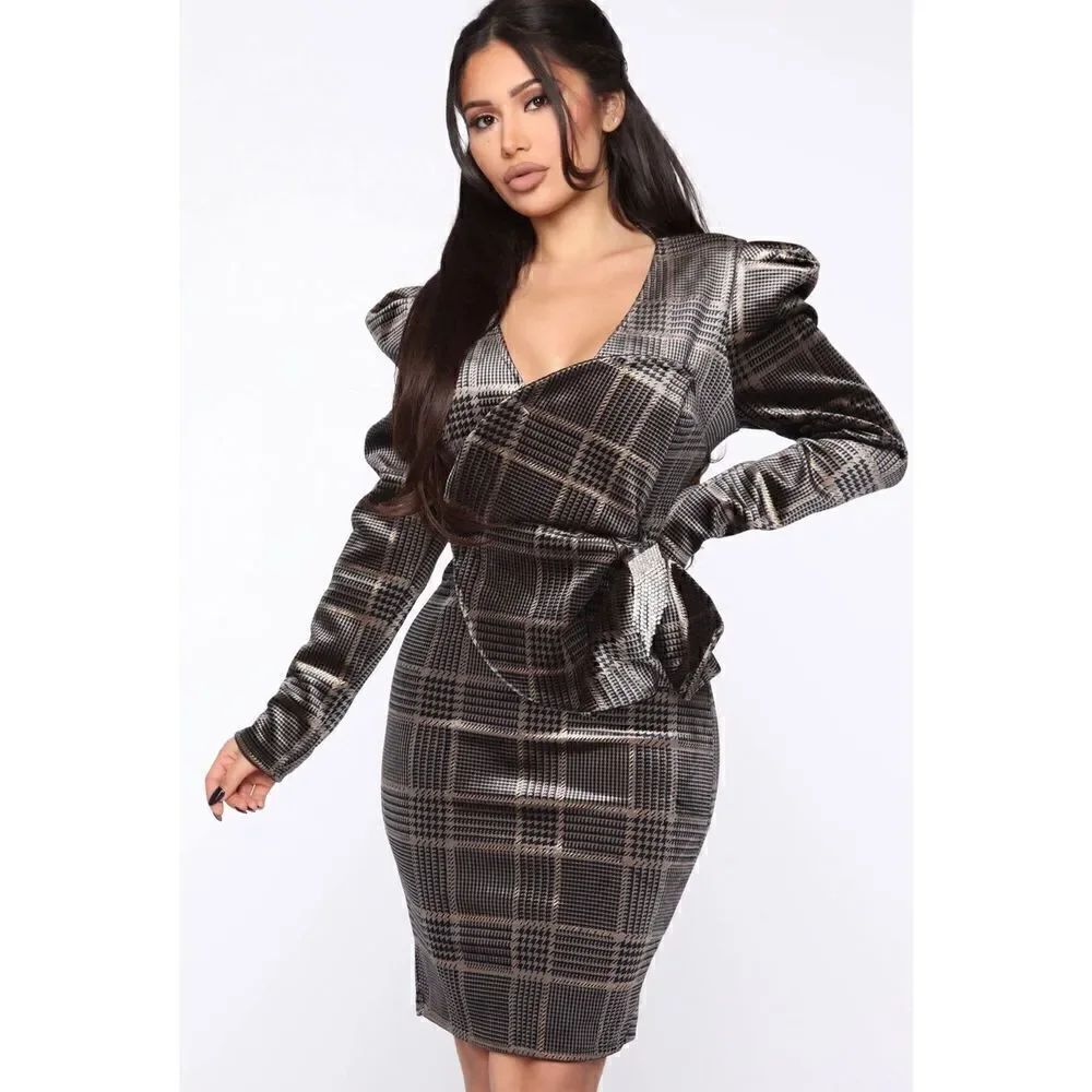 Fashion Nova making statements mini Dres - Picture 4 of 5